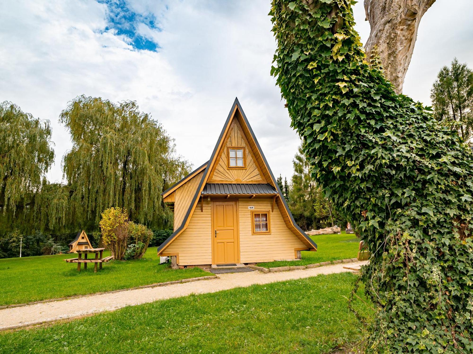 Sulicamp Kompleks Wypoczynkowy Sulistrowice エクステリア 写真